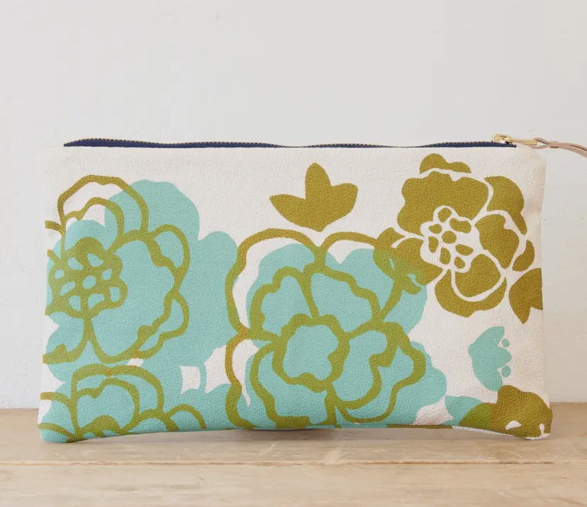 Seaweed Hazel Clutch