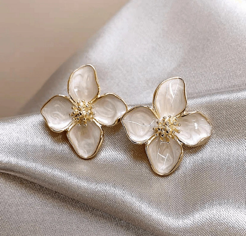 Lillia Flower Petal Earrings